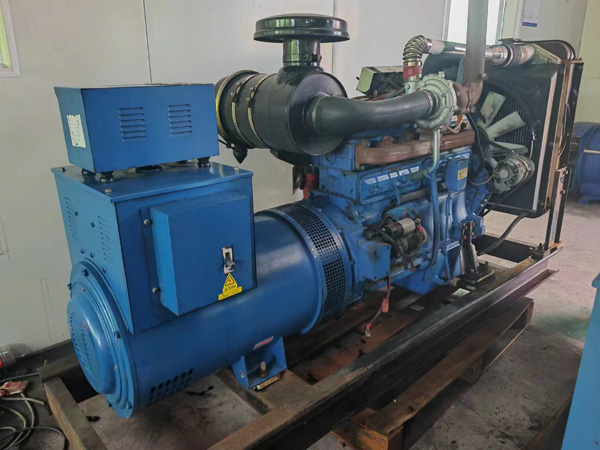 高邮100kW柴油发电机组使用多级机油有哪些优缺点？